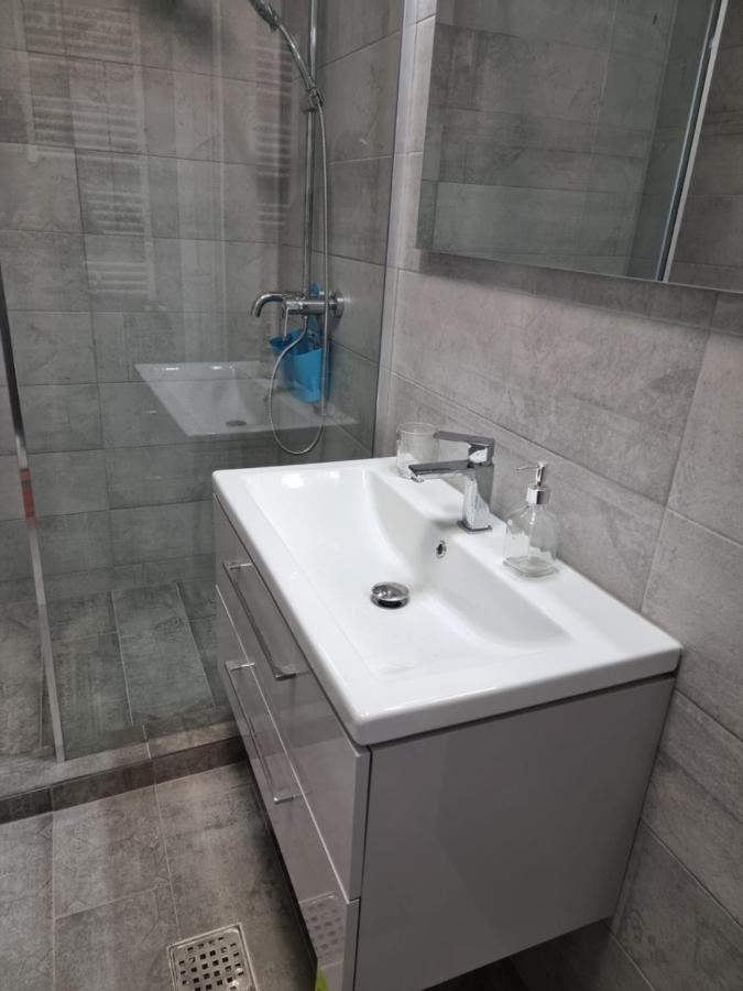 Apartament 2 Camere Eliberarii Constanta Exterior photo
